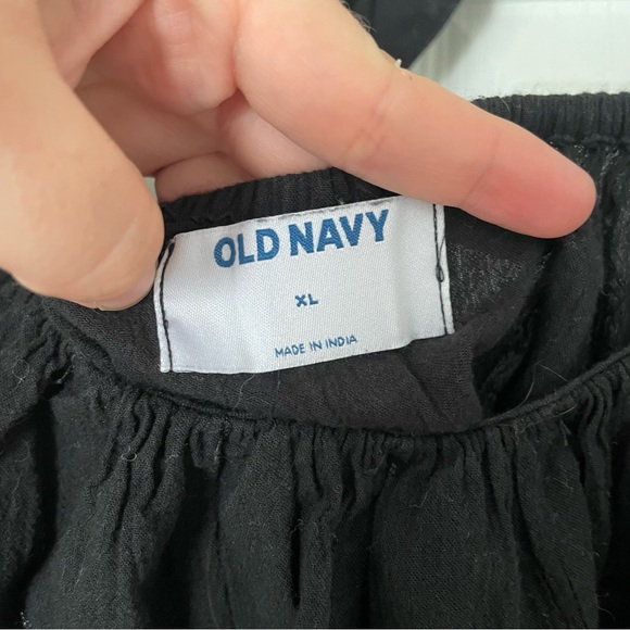 Old Navy Black Off-Shoulder Blouse - Picture 2 of 3